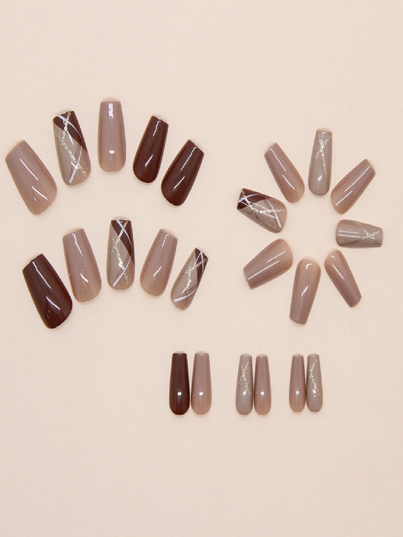 24pcs Retro Brown Square False Nails – Glitter Lines