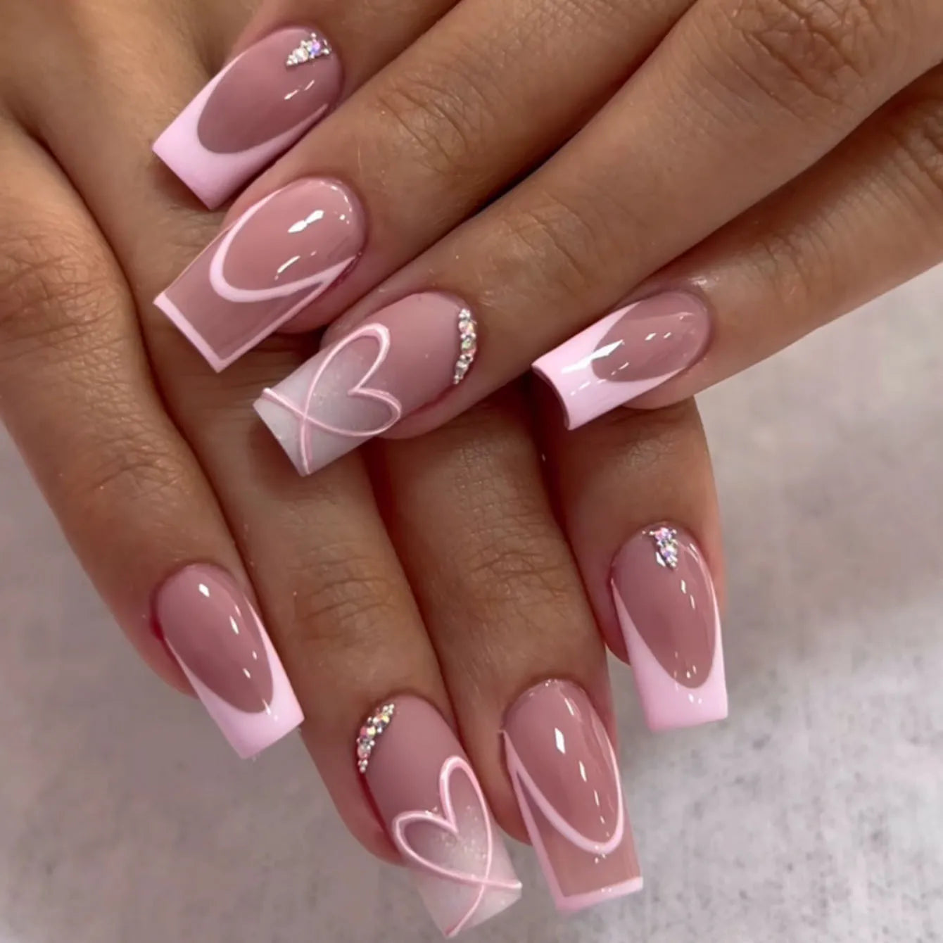 24pcs Short Square Press-On Nails with Flower Rhinestones